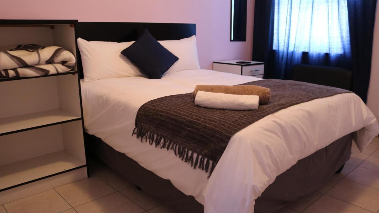 Davilla Guest House Mazenod Exterior foto